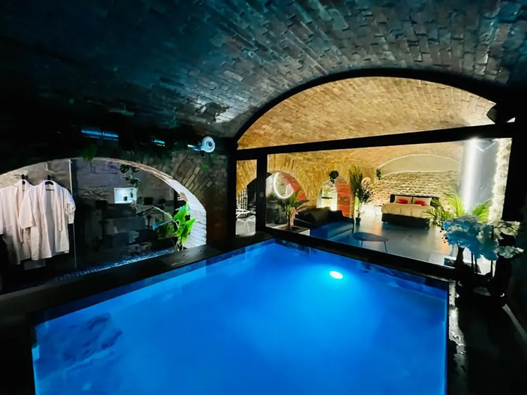 Le Secret de Valence : piscine privée, love room à Valence