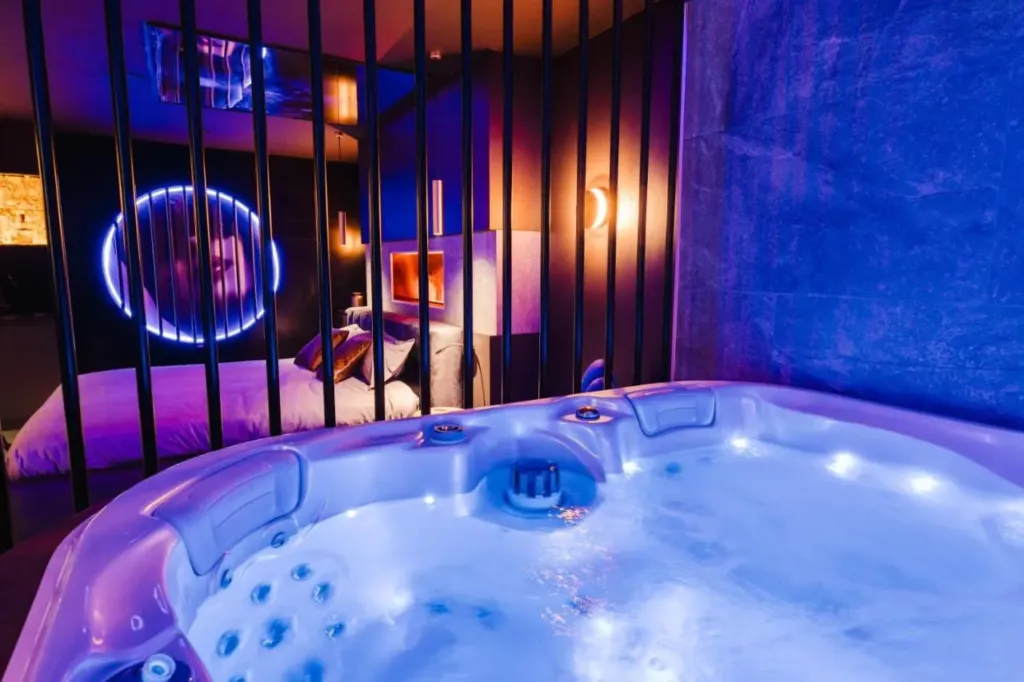 Les Private Places : jacuzzi privatif, love room à Orléans