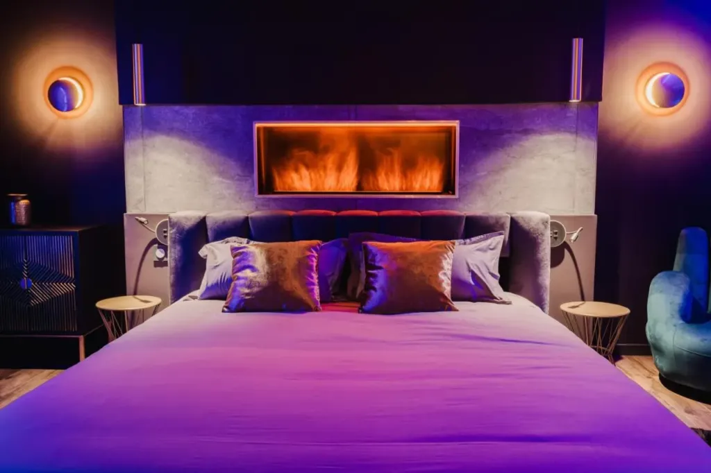 Les Private Places : lit king size, love room à Orléans